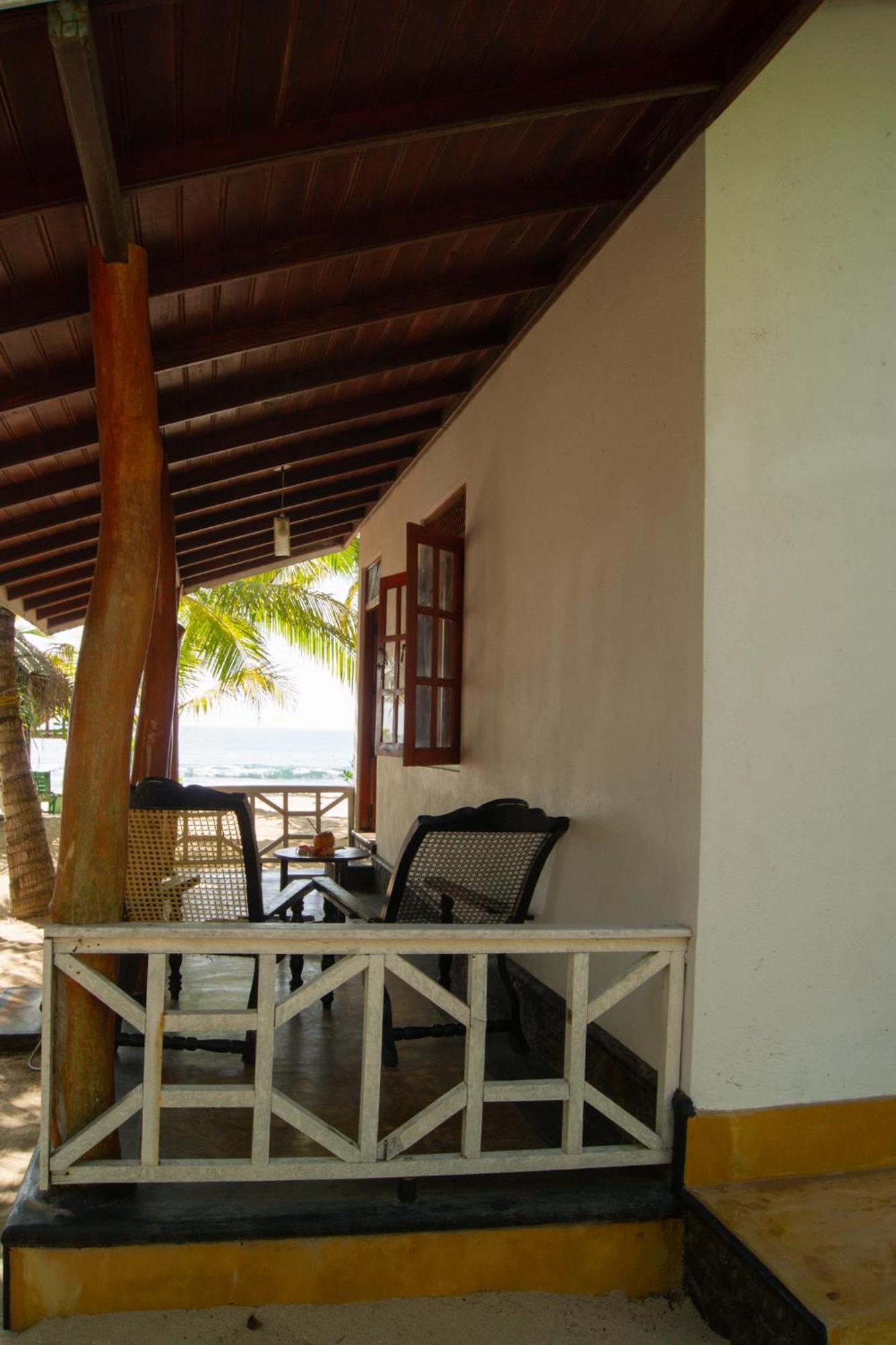 Ibisbird Beach Bungalow Tangalle Exterior photo